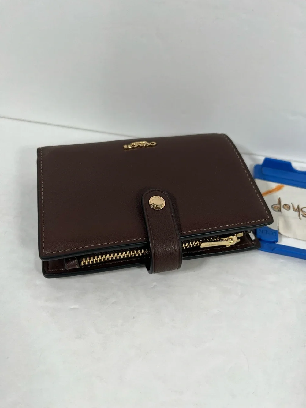 Coach wallet maple